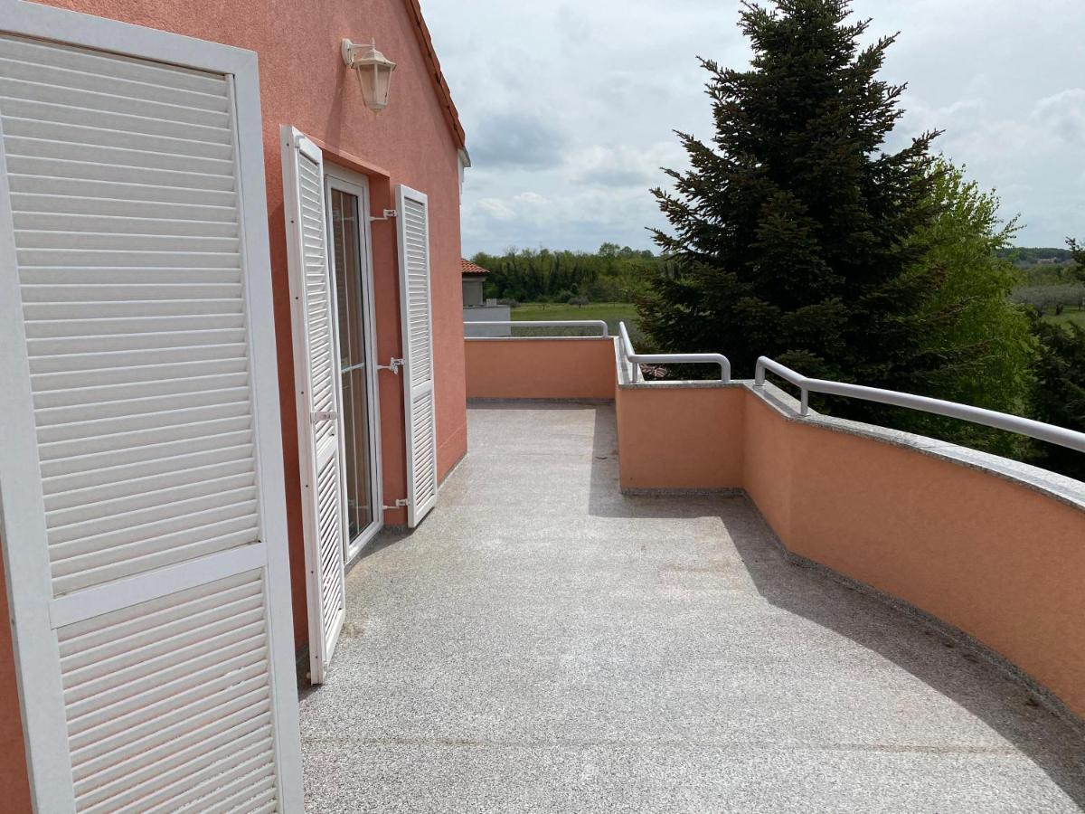 Apartamento Casa Cino Umag Exterior foto