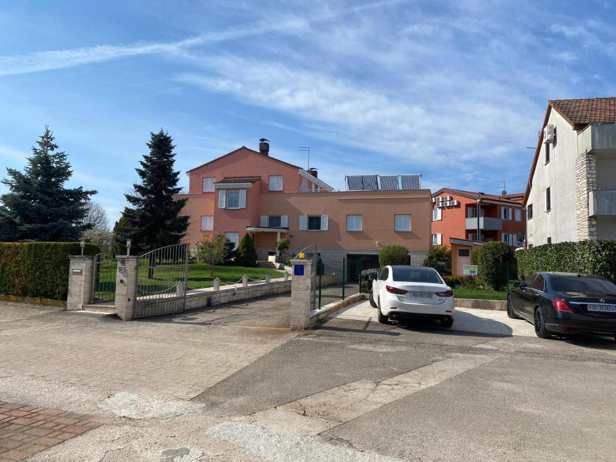 Apartamento Casa Cino Umag Exterior foto